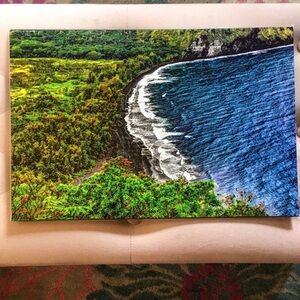 NWT Waipio Black Sand Beach—Big Island, Hawaii: Photo Impressions, S. Davies